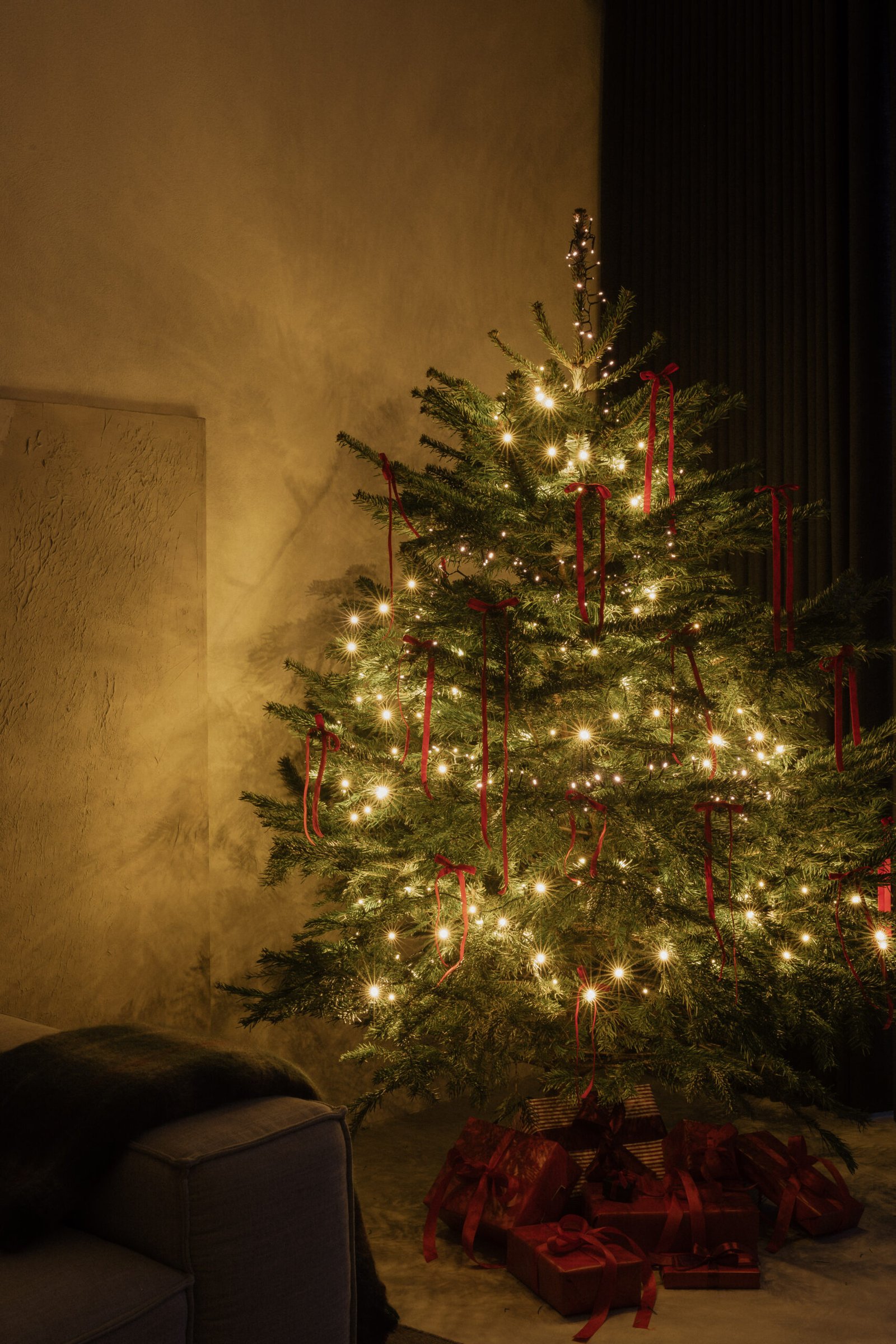 5 Magical Christmas Traditions Your Kids Will Tell Their Kids About